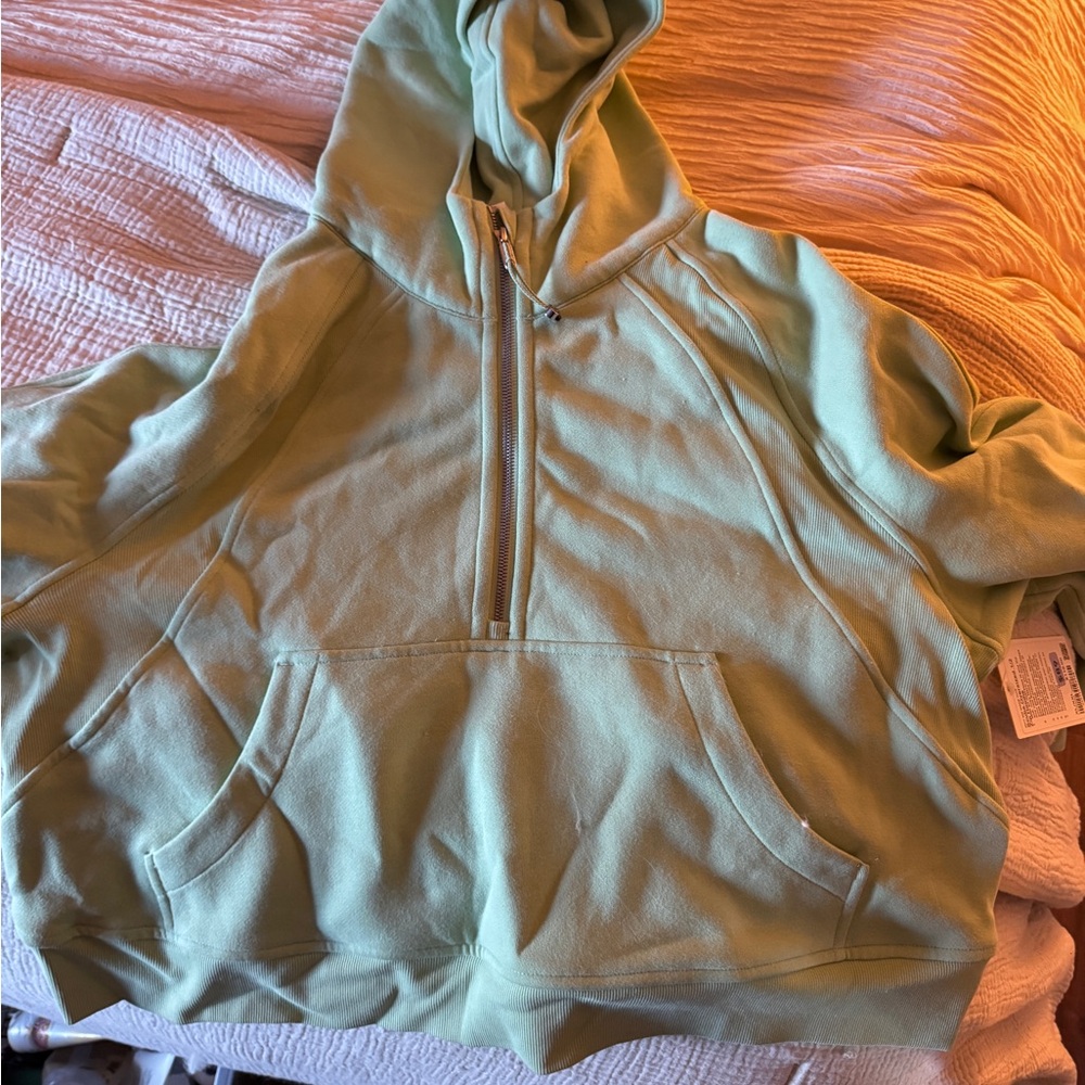 Lululemon Athletica Light Green Zip-Up Hoodie